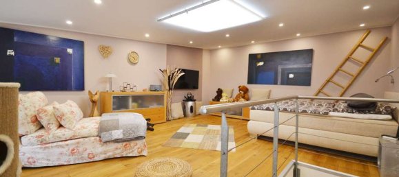 Apartamento de 4 dormitorios en Dusseldorf, Germany No. 32337 5