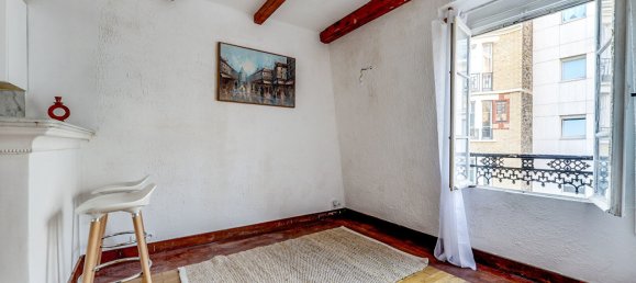 1 bedroom Apartment in Paris, France No. 189078 2