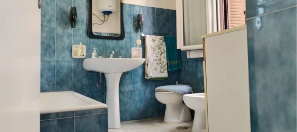 5 rooms Apartment in Mentana, Italy No. 277559 22