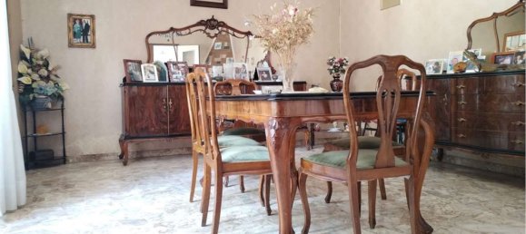 5 rooms Apartment in Mentana, Italy No. 277559 2