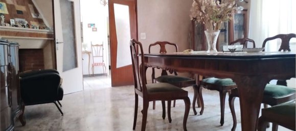 5 rooms Apartment in Mentana, Italy No. 277559 9