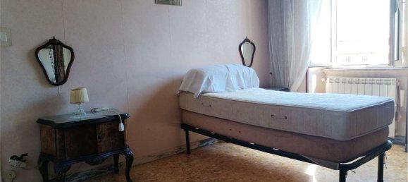 5 rooms Apartment in Mentana, Italy No. 277559 13