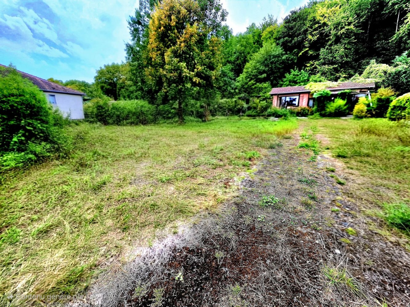  Land in Errouville, France No. 324248