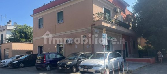 1 bedroom Apartment in Rome, Italy No. 349938 2