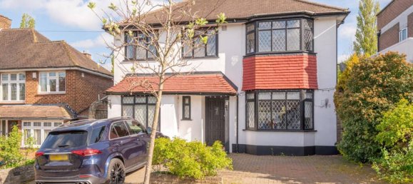 5 bedrooms House in Wembley, United Kingdom No. 9489 12