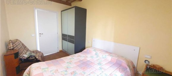5 bedrooms Villa in Montegranaro, Italy No. 129601 16