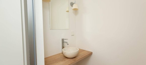 4-Zimmer Doppelhaus in Alsergrund, Austria, Nr. 181601 17