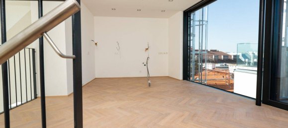 4-Zimmer Doppelhaus in Alsergrund, Austria, Nr. 181601 11