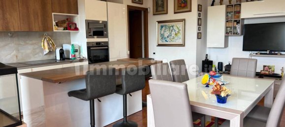 2 bedrooms Apartment in Rome, Italy No. 375307 4