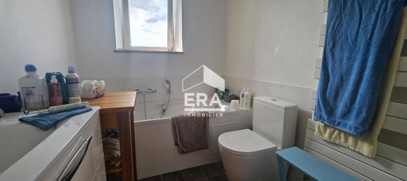 4 bedrooms House in Saint-Saturnin-du-Bois, France No. 101886 7