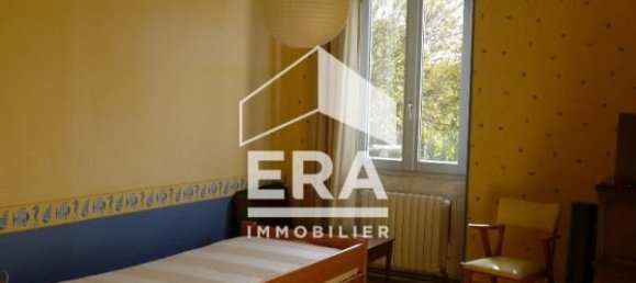 4 bedrooms House in Saint-Saturnin-du-Bois, France No. 101886 15