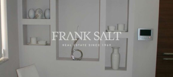 2 bedrooms Penthouse in Msida, Malta No. 6561 4