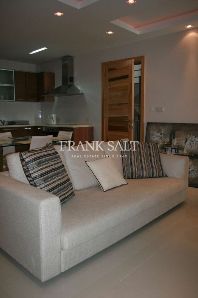 2 bedrooms Penthouse in Msida, Malta No. 6561