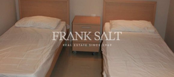 2 bedrooms Penthouse in Msida, Malta No. 6561 8