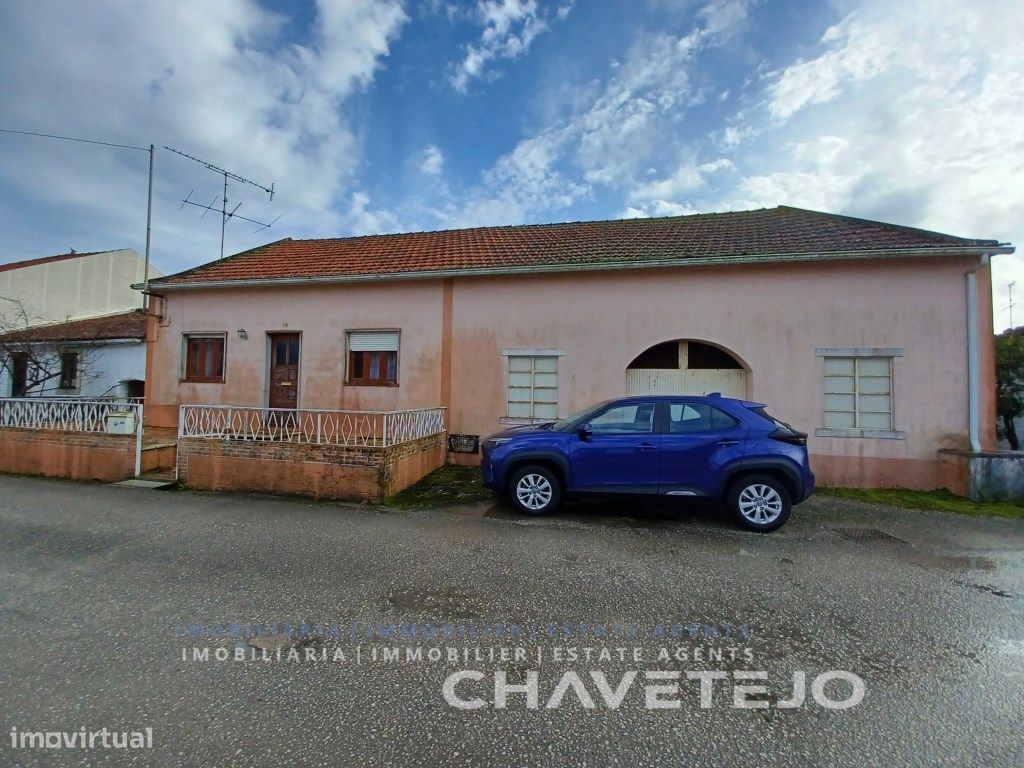 3 bedrooms House in Torres Novas, Portugal No. 192144