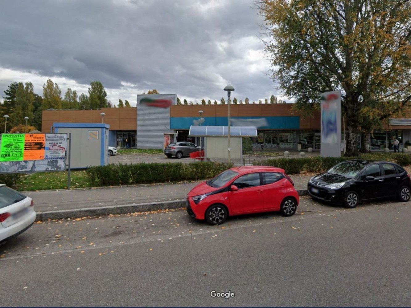 451m² Commercial property in Castel Maggiore, Italy No. 375073