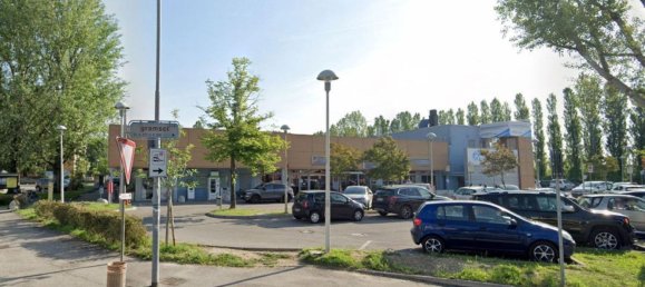 451m² Commercial property in Castel Maggiore, Italy No. 375073 3