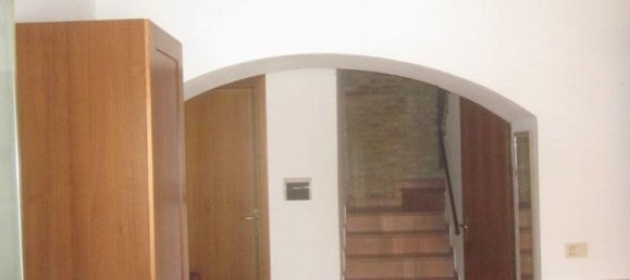 3 bedrooms House in Perugia, Italy No. 322706 8