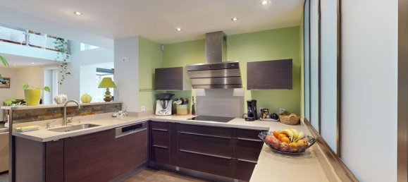 Дом с 5 спальнями в Орлеан, Франция № 40387 13