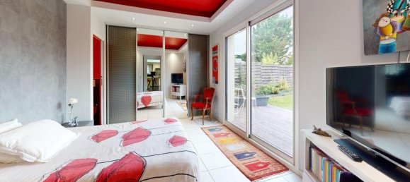 Дом с 5 спальнями в Орлеан, Франция № 40387 11