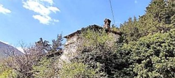 5 rooms Apartment in Pioraco, Italy No. 96712 15