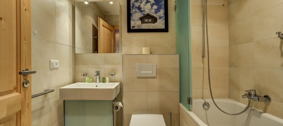 5 bedrooms House in Riddes, Switzerland No. 108 15