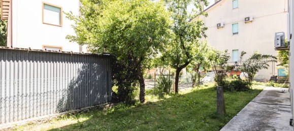 4 bedrooms Apartment in Pesaro, Italy No. 316629 24