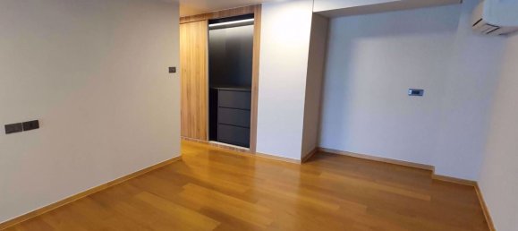 1 bedroom Duplex in Watthana, Thailand No. 8672 4