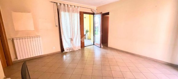 Apartamento de 1 dormitorio en Saronno, Italy No. 263387 2