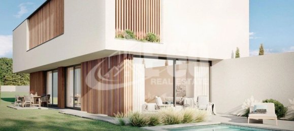 4 bedrooms House in Aveiro, Portugal No. 155357 4