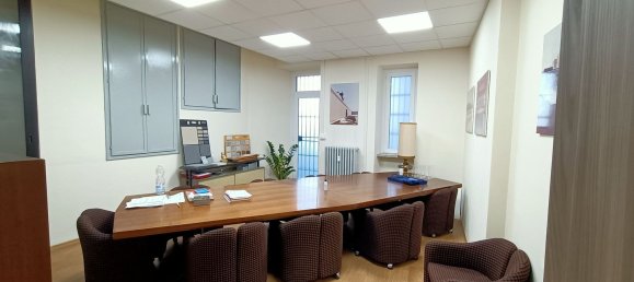  مكتب في Turin, Italy 170متر مربع رقم 83959 12