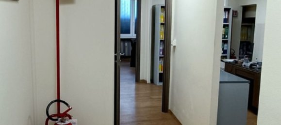  مكتب في Turin, Italy 170متر مربع رقم 83959 10