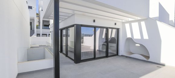 4 bedrooms House in Guardamar del Segura, Spain No. 12184 9