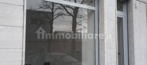 Коммерческая недвижимость с 1 комнатой в Турин, Италия № 373308 32