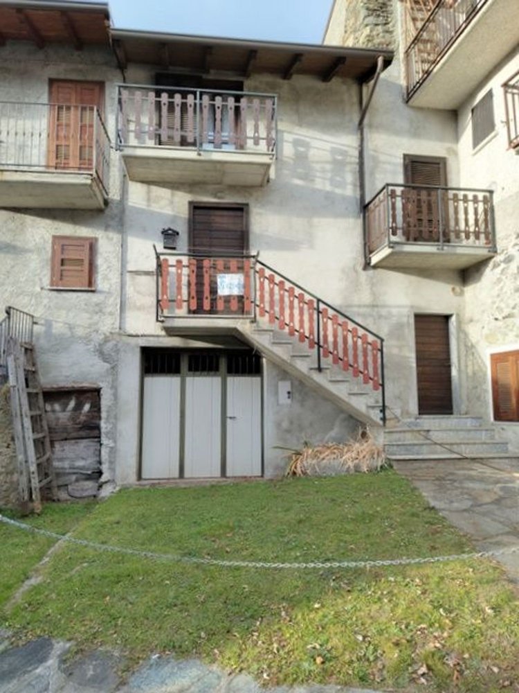 2 rooms House in Civo, Italy No. 163787