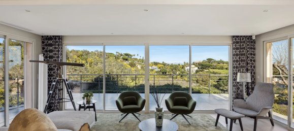 5 bedrooms Villa in Cannes, France No. 38274 5