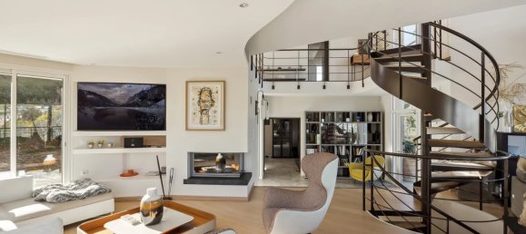 5 bedrooms Villa in Cannes, France No. 38274 6