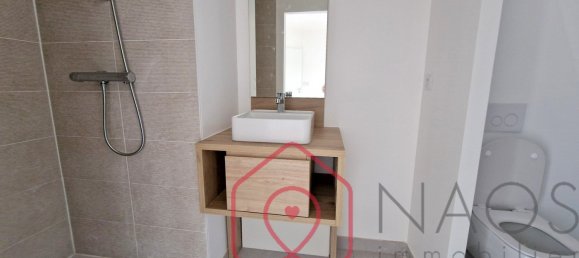 2 bedrooms Apartment in Orleans, France No. 236643 7