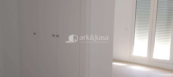 3 bedrooms Penthouse in Valencia, Spain No. 19618 23