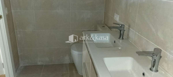 3 bedrooms Penthouse in Valencia, Spain No. 19618 8