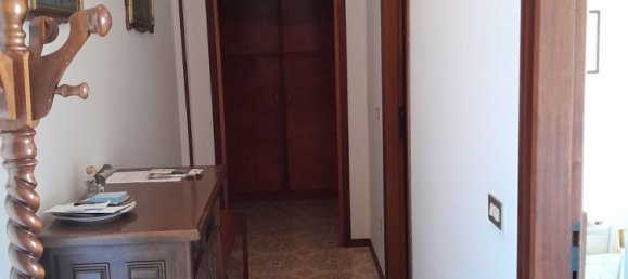 3 rooms Apartment in Santa Margherita Ligure, Italy No. 27927 6