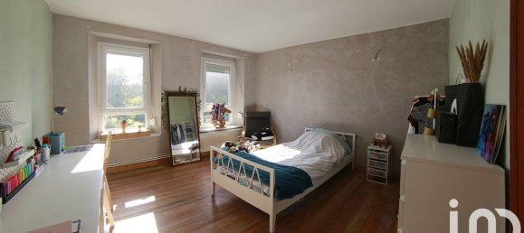 Casa de 4 dormitorios en Sars-Poteries, France No. 52622 8