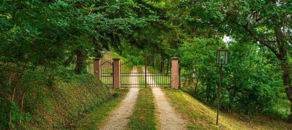 5 غرف نوم فيلا في Borgo San Lorenzo, Italy رقم 283751 30