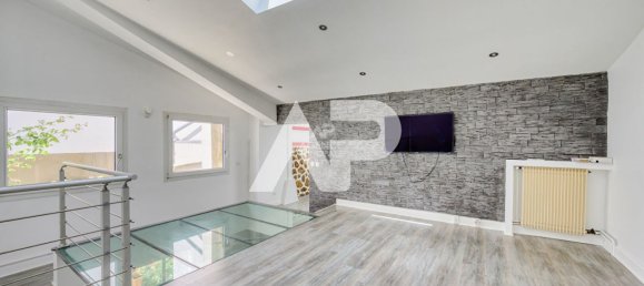 2 bedrooms Duplex in Chaville, France No. 134858 7