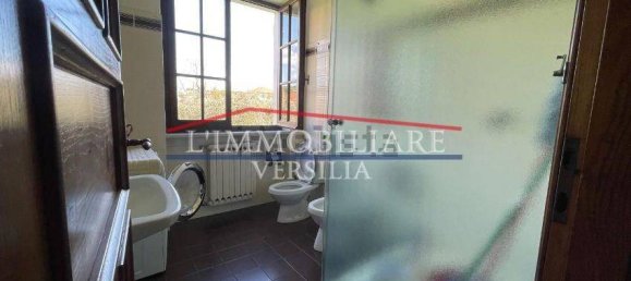6 bedrooms Villa in Carrara, Italy No. 215073 24