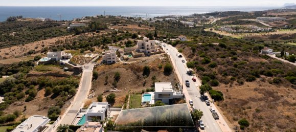 305m² Land in Estepona, Spain No. 143887 10