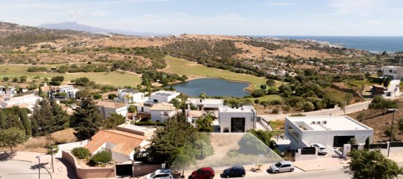 305m² Land in Estepona, Spain No. 143887 9