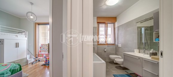 2 chambres Appartement à Cassano Magnago, Italy No. 328710 17