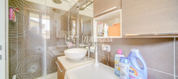 2 chambres Appartement à Cassano Magnago, Italy No. 328710 6