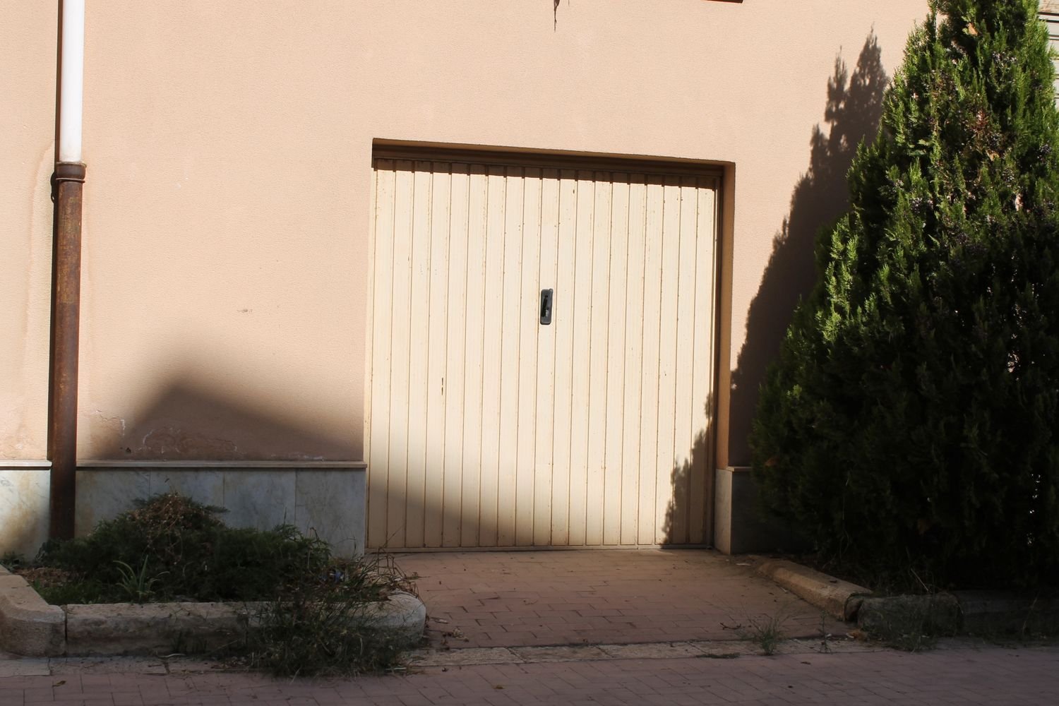 Квартира с 5 комнатами в Кальтаниссетта, Италия № 255678